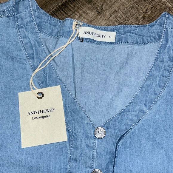 New ANDTHEWHY blouse medium - Picture 4 of 7